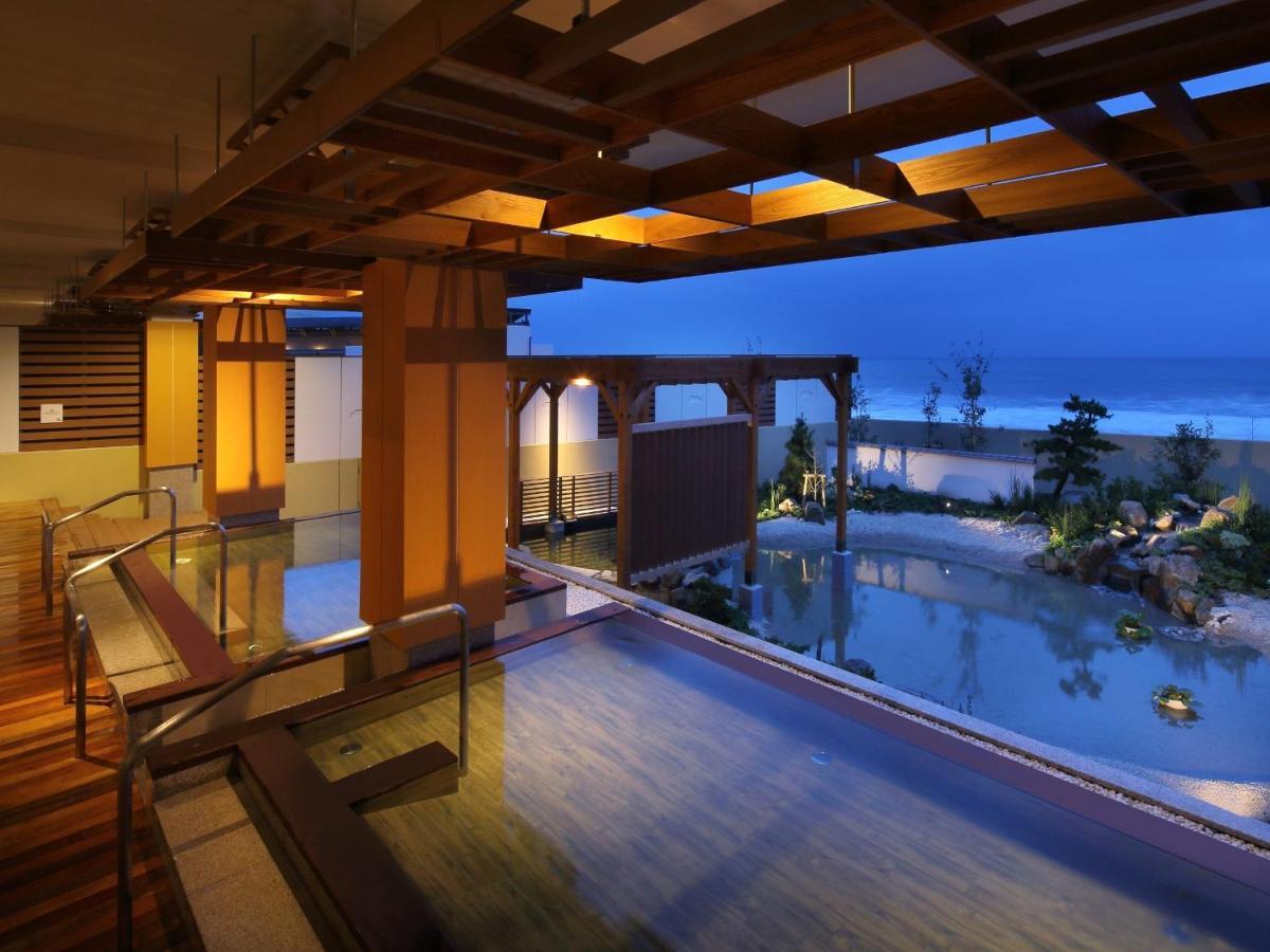 Kamogawa Grand Hotel Zewnętrze zdjęcie